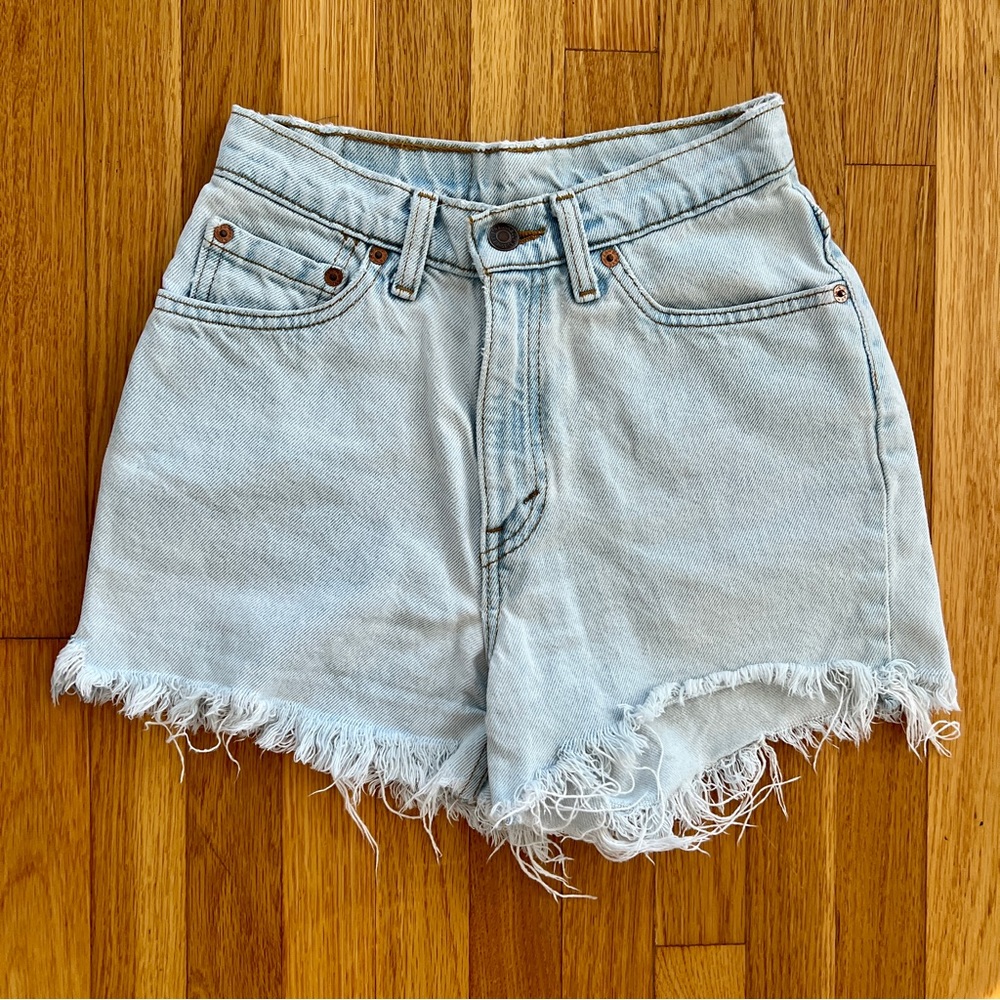 Vintage Levi’s 512 Shorts